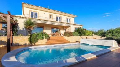 4 Bedroom Villa With Pool And Stunning Views In The Countryside, Property for sale in PP175429