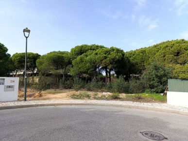 Plot With Planning Ideally Located In Varandas Do Lago, Property for sale in PP175472