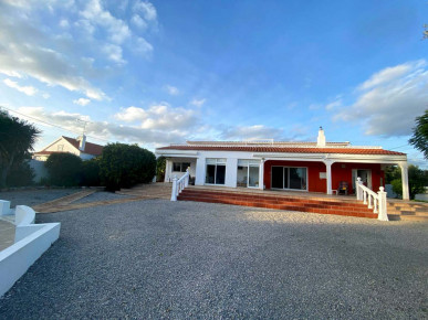 T5 Duplex in Baleeira, Santo Estêvão, Tavira, Property for sale in PP175475
