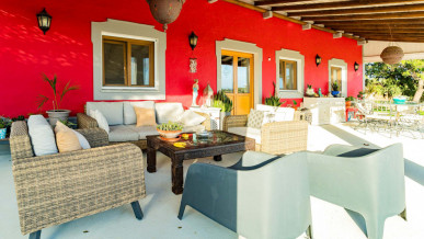 Independent Villa In Conceicao, Property for sale in PP175481