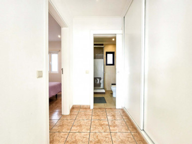 T2 Apartment Located Within Walking Distance Of Vilamoura Marina, Property for sale in PP175499