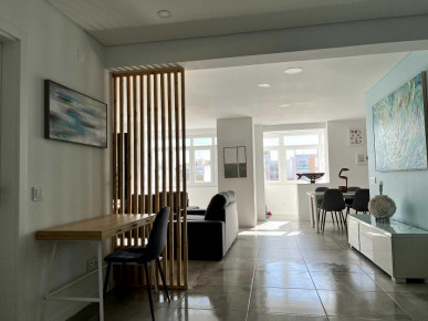 Modern 2-Bedroom Apartment – Fully Renovated in 2023 in Vila Real Santo Antonio, Property for sale in PP175540