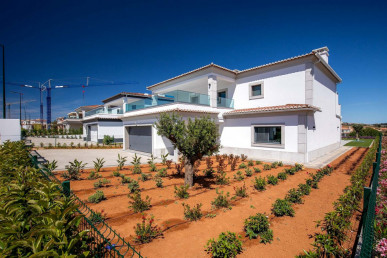Fabulous New Villas On The Golf With Sea Views, Property for sale in PP175570