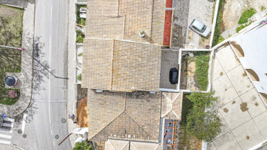 Charming 3 Bedroom Townhouse In Central Quarteira – Walking Distance To The Beach, Property for sale in PP175698