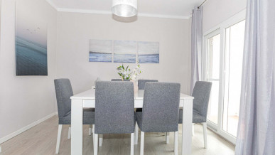 Charming 3 Bedroom Townhouse In Central Quarteira – Walking Distance To The Beach, Property for sale in PP175698