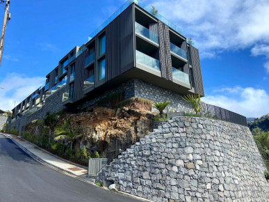 Apartment T1 In Calheta, Property for sale in PP175705