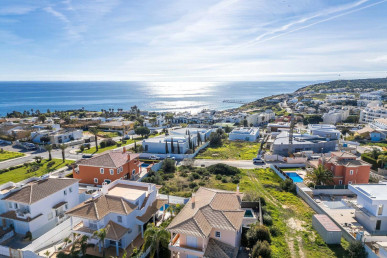 Exceptional Plot With Sea Views, Porto De Mós, Lagos, Property for sale in PP175743