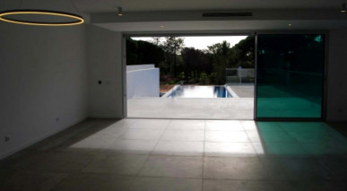 Luxurious 4-Bedroom Villa In Vale Do Garrão, Property for sale in PP175778
