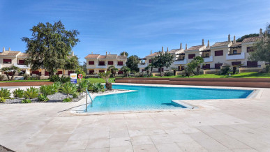 Elegant 2 Bedroom Apartment In Vila Sol, Vilamoura With Golf Views & Exceptional Amenities, Property for sale in PP175787