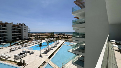 New Luxury Two Bedroom Beachfront Apartment In Vilamoura, Property for sale in PP175897