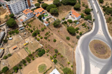 Plot Of Land With Approved Project For 10 Townhouses, Property for sale in PP176061