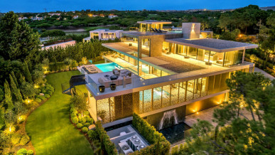 Luxurious Contemporary Villa In Quinta Do Lago: A Masterpiece Of Modern Living, Property for sale in PP174178
