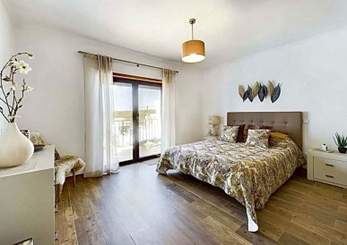 Elegant Townhouse In Fonte Santa, Property for sale in PP176086