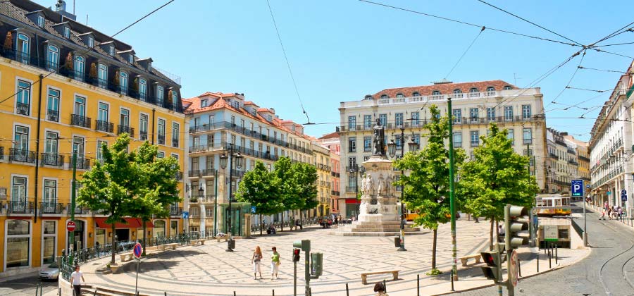 Chiado is the most elegant neighbourhood of the Lisbon