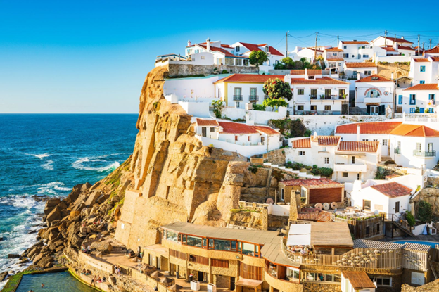 Housing in Portugal, Seaside town of Colares